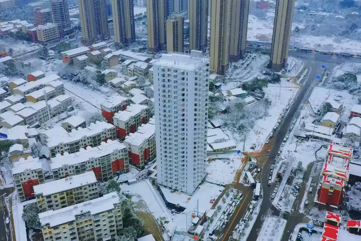 Entire Apartments Leave The Factory With Wiring And Ducts Installed