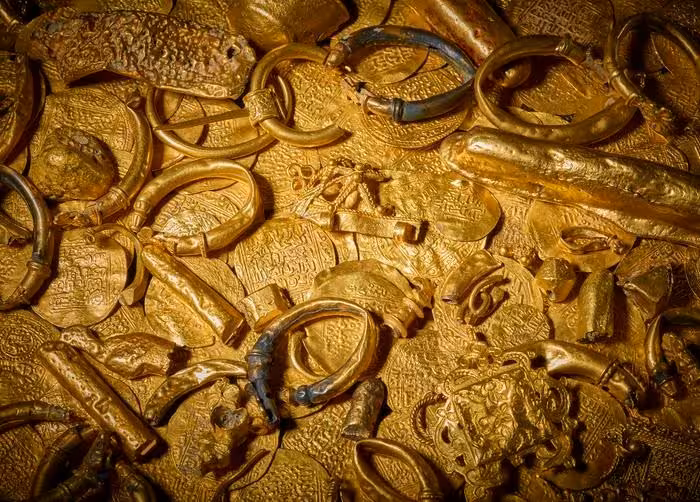 Gold Coins And Jewelry Recovered From The Dom Van Keulen Shipwreck.
