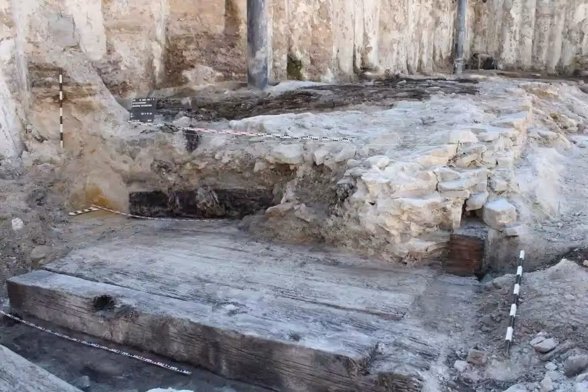 2,300-year-old Iron Age riverside structure discovered beneath German city astonishes archaeologists