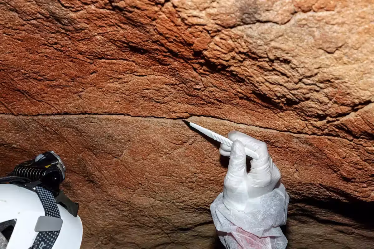 Pigment Sampling At A Claviform Rock Art Figure In Tebellín