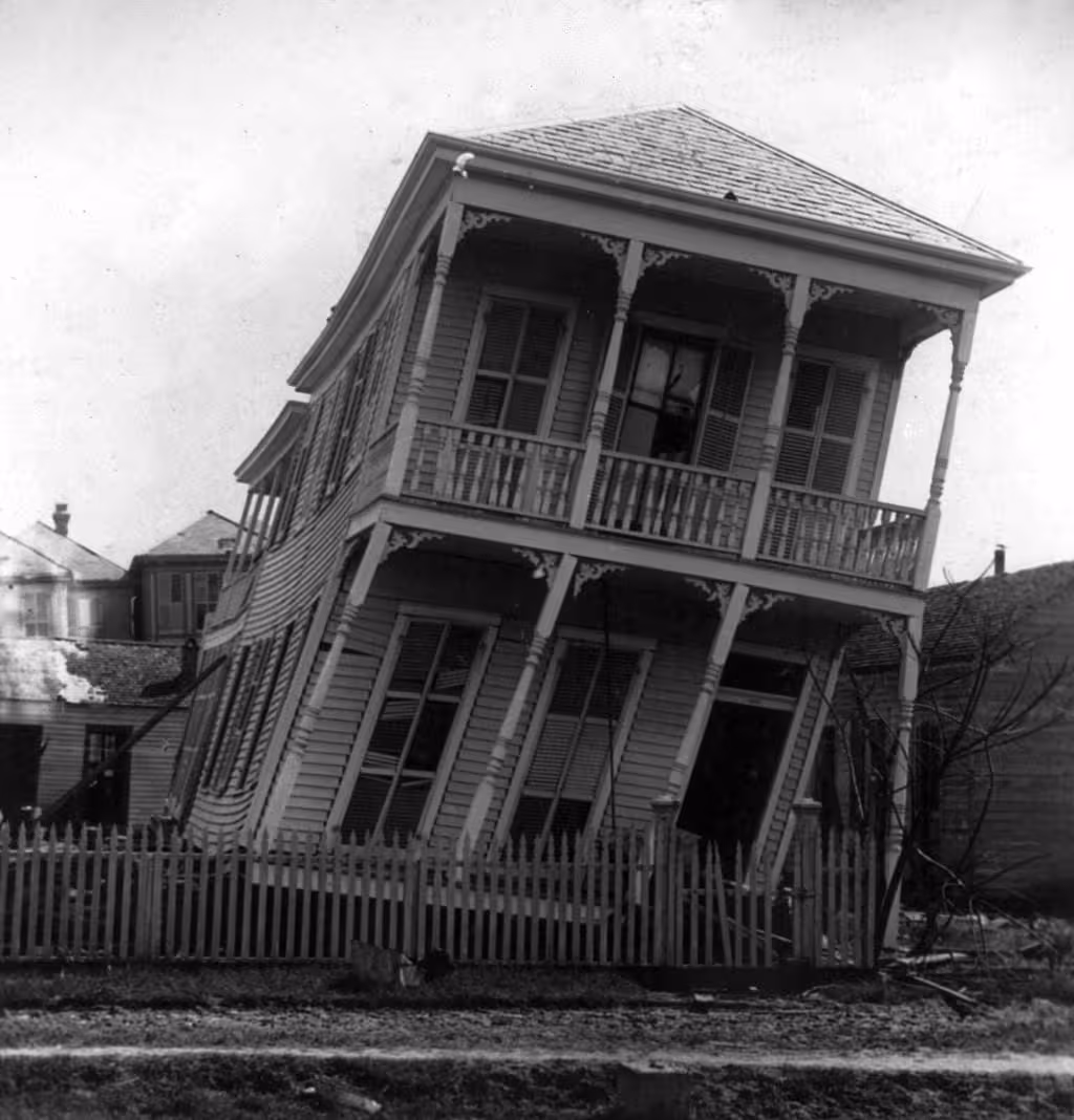 A house in Galveston blown by wind