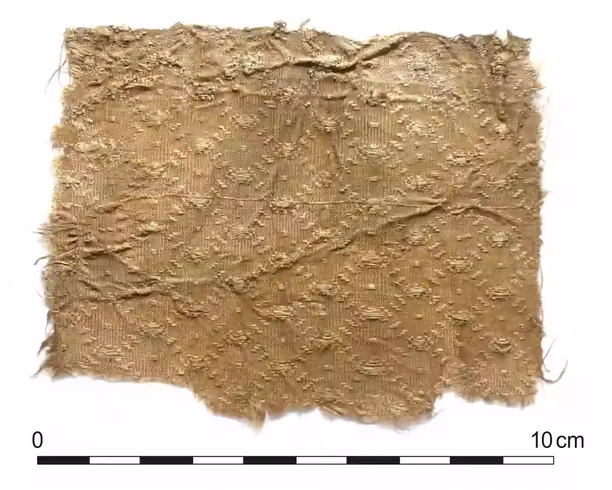 Experts From Lwl Archaeology Suspect That These Silk Fabric Remnants Were Used As Toilet Paper