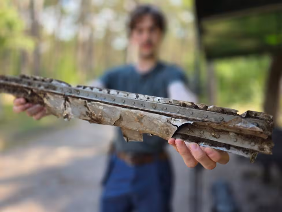 Elements of an Allied aircraft in the forest near Świnoujście, photo source_ Coastal Defense Museum in Świnoujście