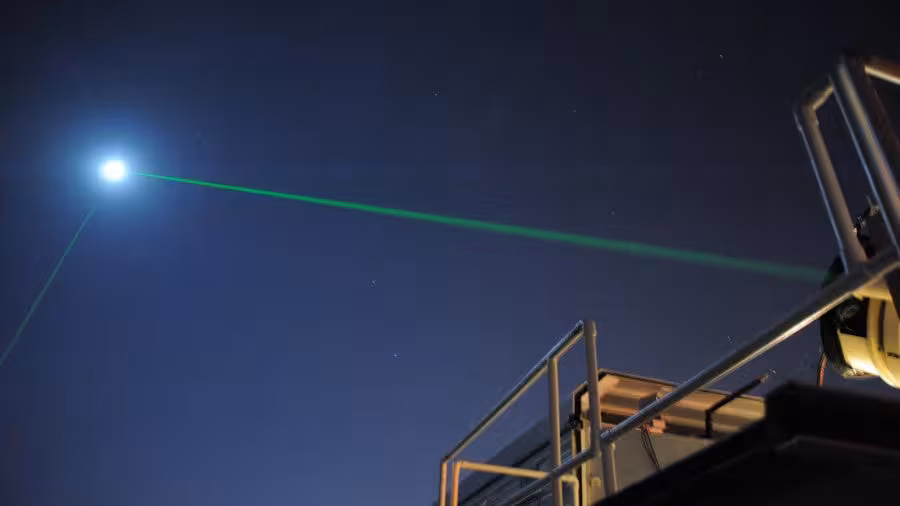 The Earth-Moon system could serve as a natural gravitational-wave detector