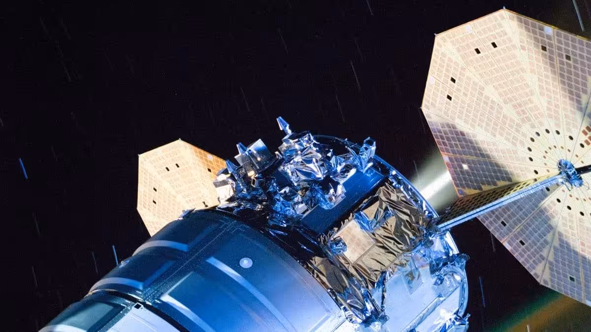 Iss075e0085139~medium