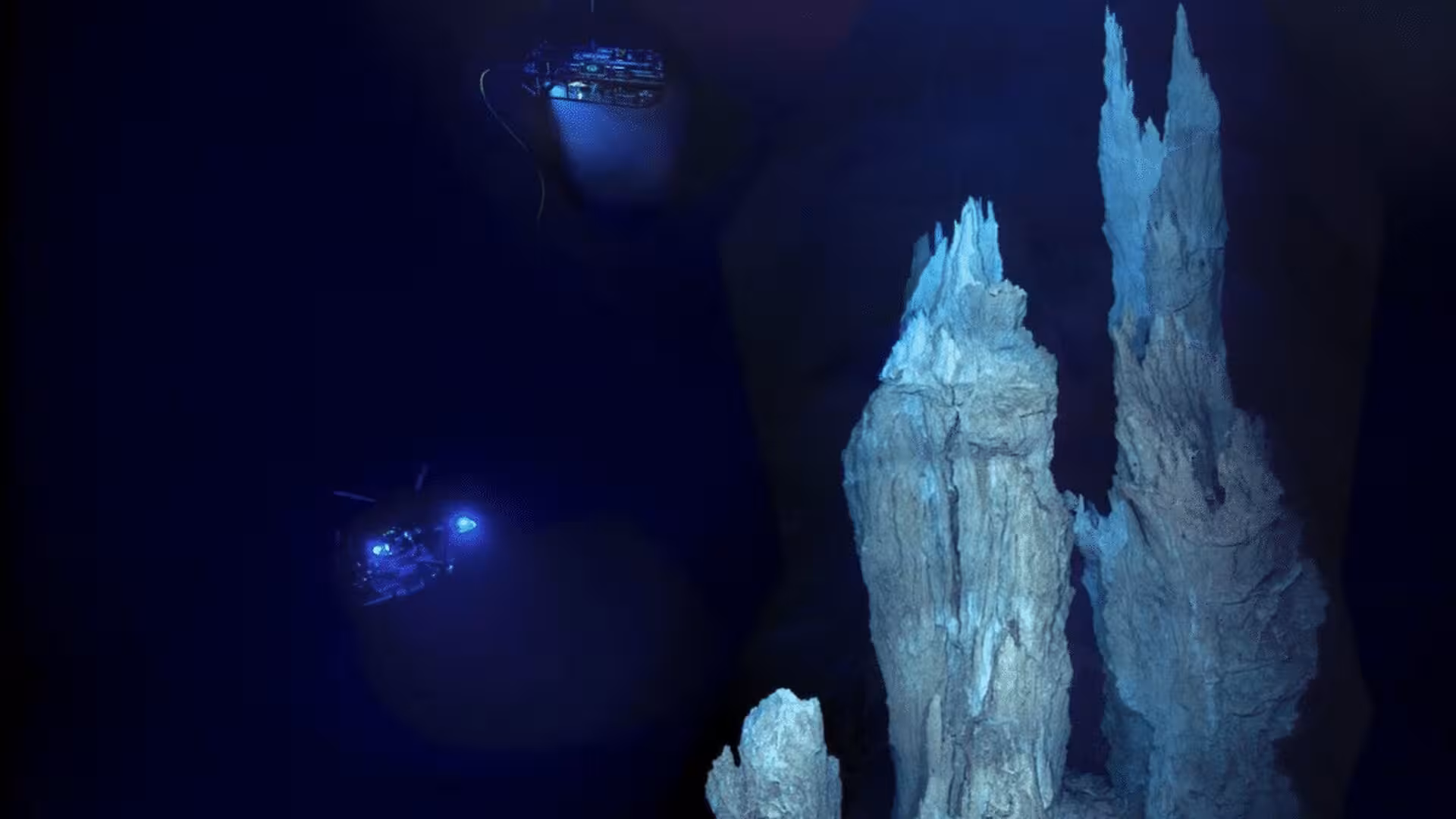 Scientists Discover An Underwater Lost City Unlike Anything On Earth Scaled