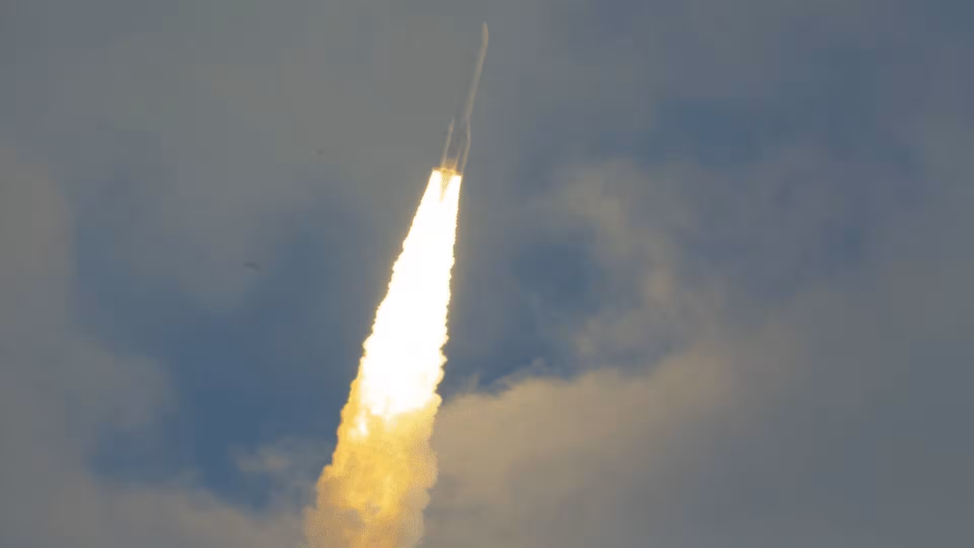 Ariane 6 Roars Into Orbit Carrying 36 Satellites In A High Stakes Mission Scaled