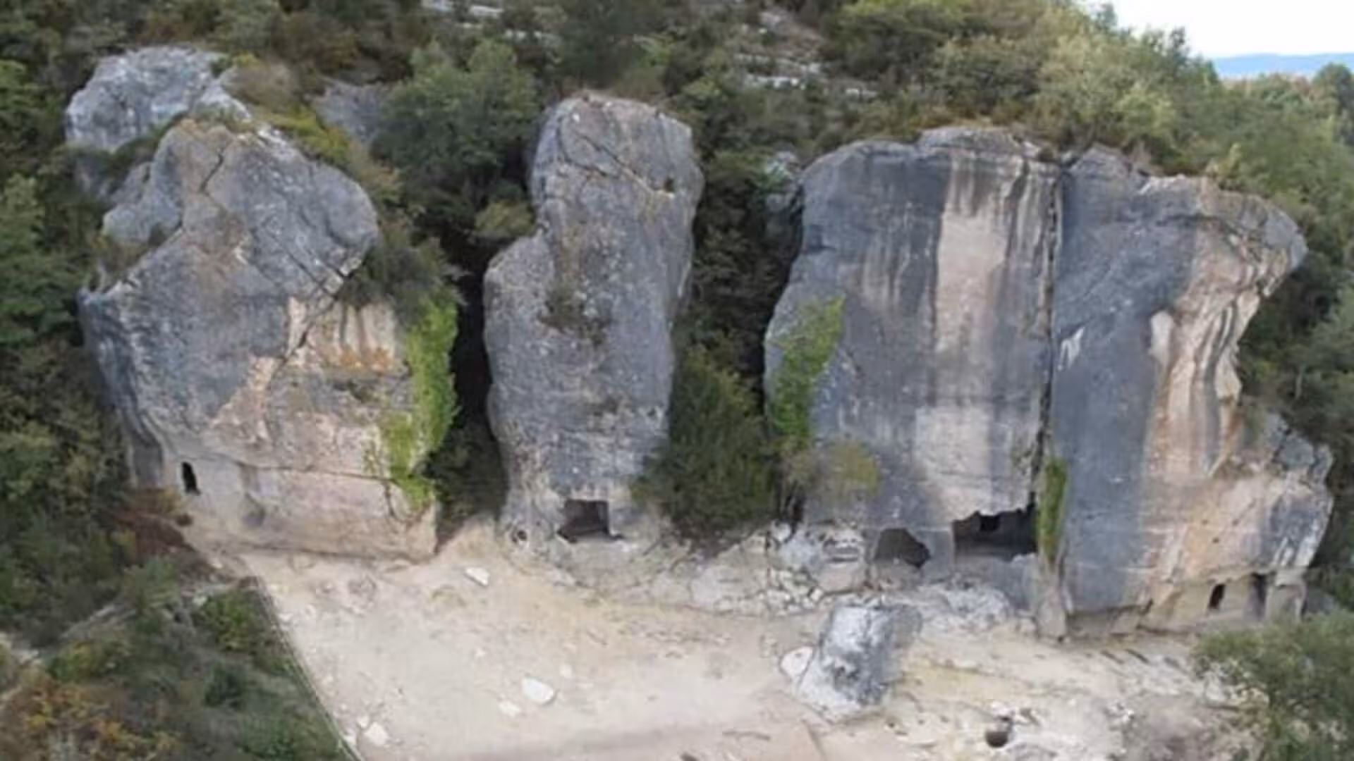 A Forgotten Society Remained Isolated In Underground Caves For 500 Years.archaeologists Reveal What They Found Inside Scaled