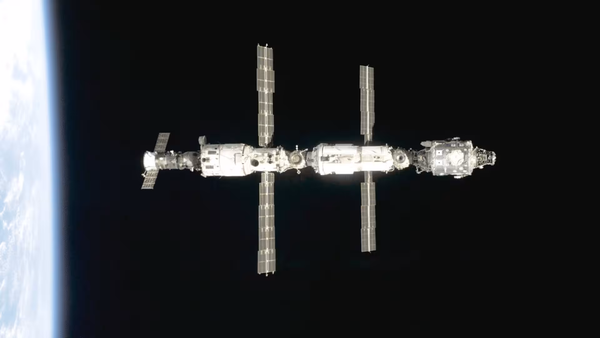 Russia Plans Shift In Use Of Iss Module After Ongoing Safety Concerns Scaled