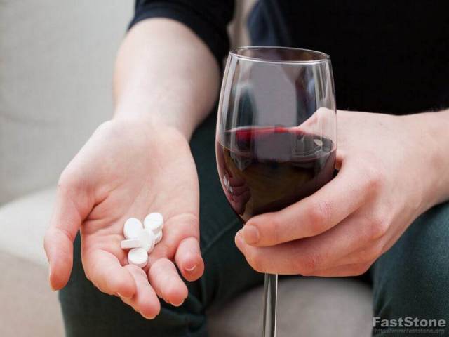 What Happens When You Mix Alcohol With Other Drugs?