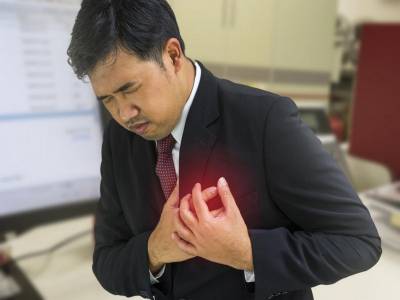 Chest pain and shortness of breath are common symptoms of a heart attack.