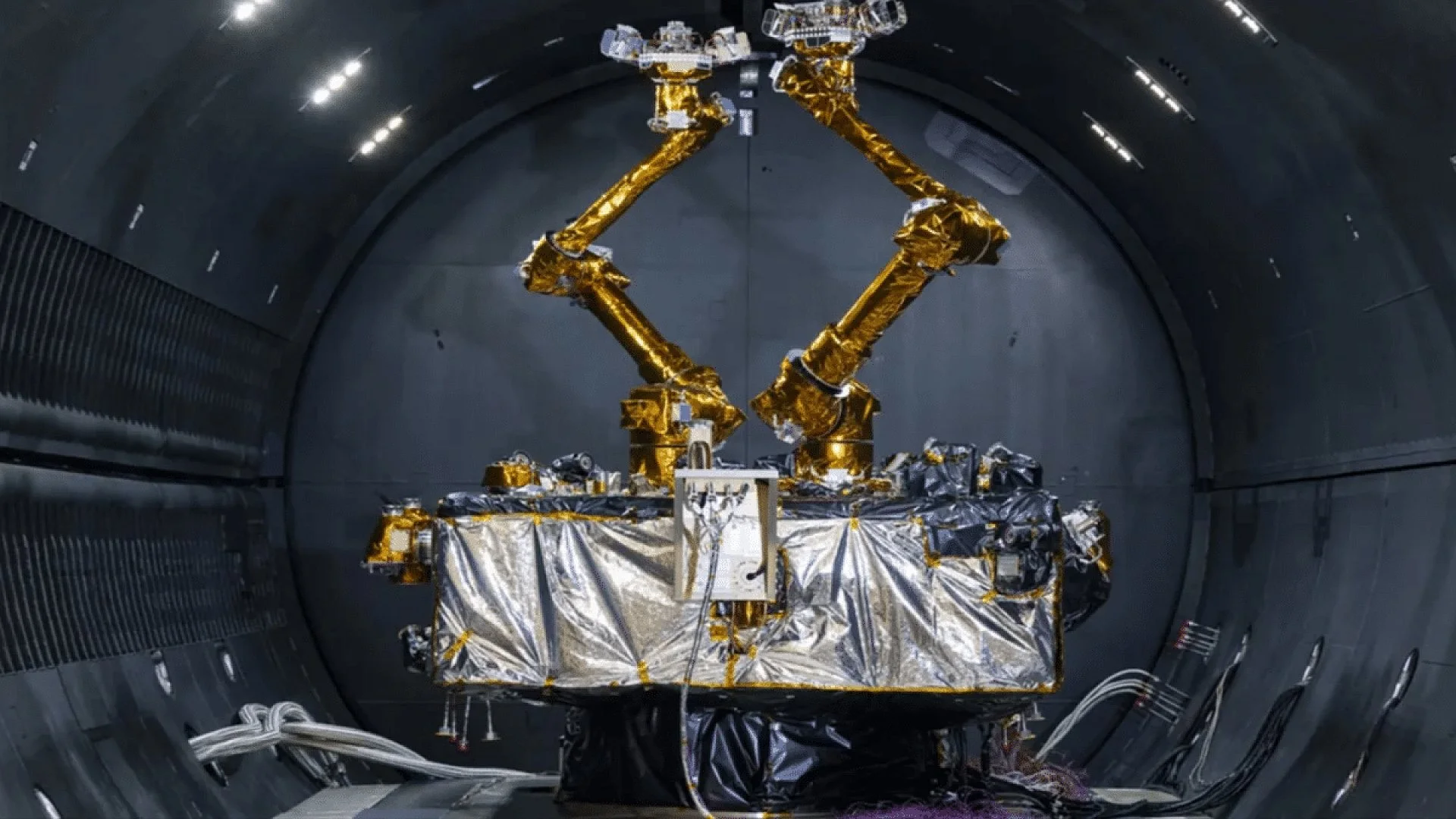 Darpa Builds Robotic Satellite Mechanic For Missions Miles Above Earth Scaled