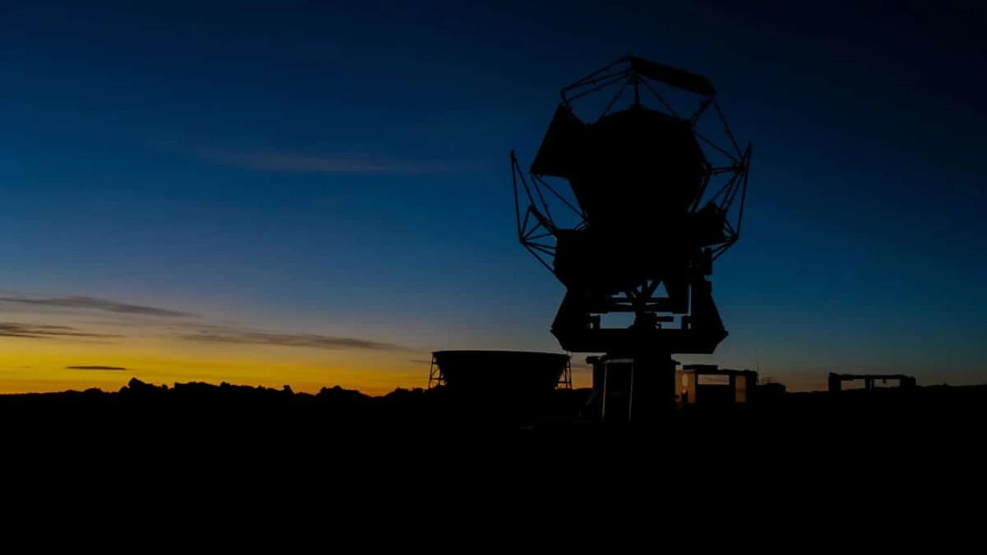 An Amateur Astronomer Built A Backyard Observatory For Two Years Now Its Revealing Stunning Galaxy Images From Deep Space Scaled