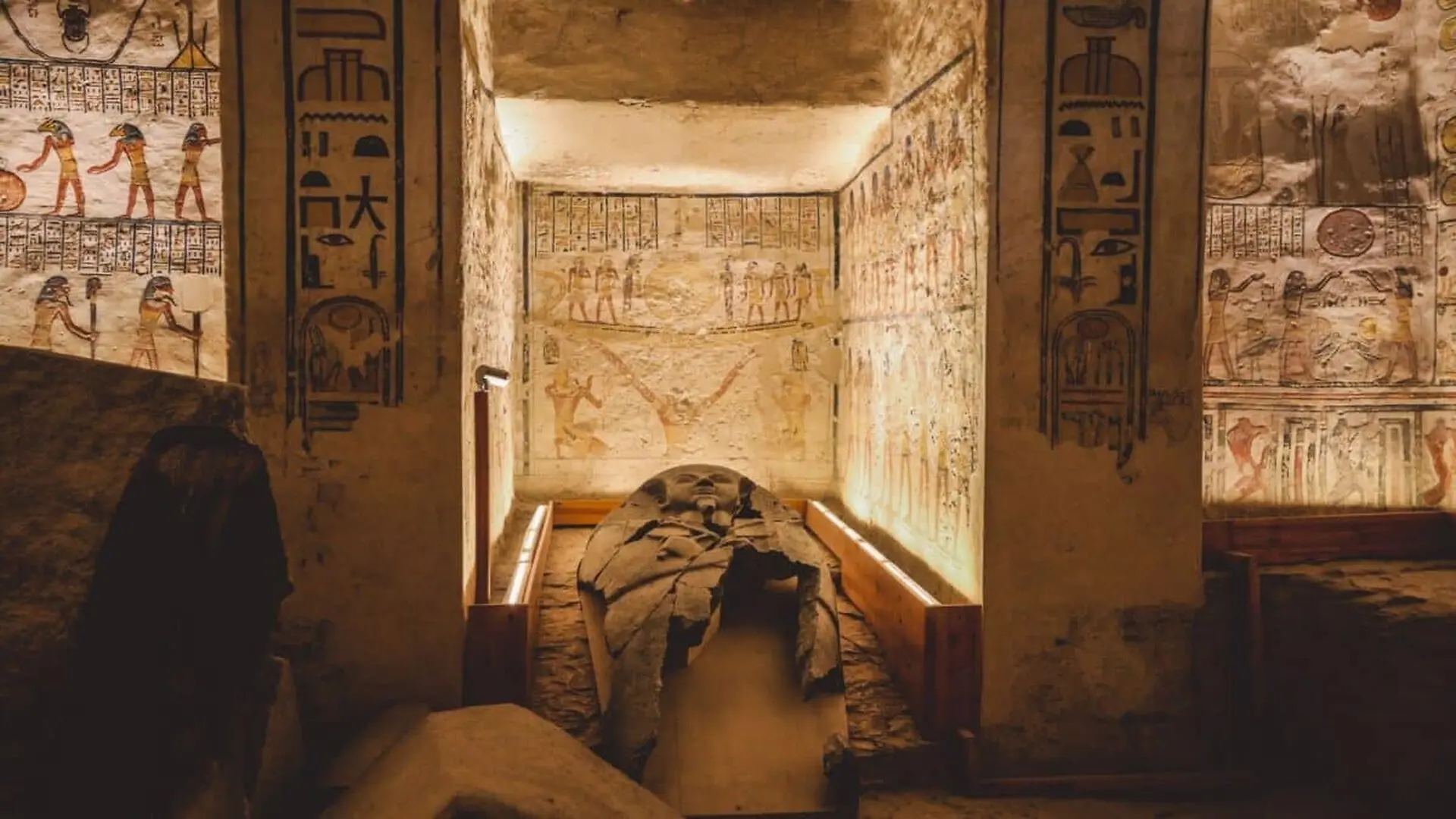 Was King Tuts Tomb Swapped With Another Mans The Theory Adding A Twist To The Hidden Chamber Mystery Scaled