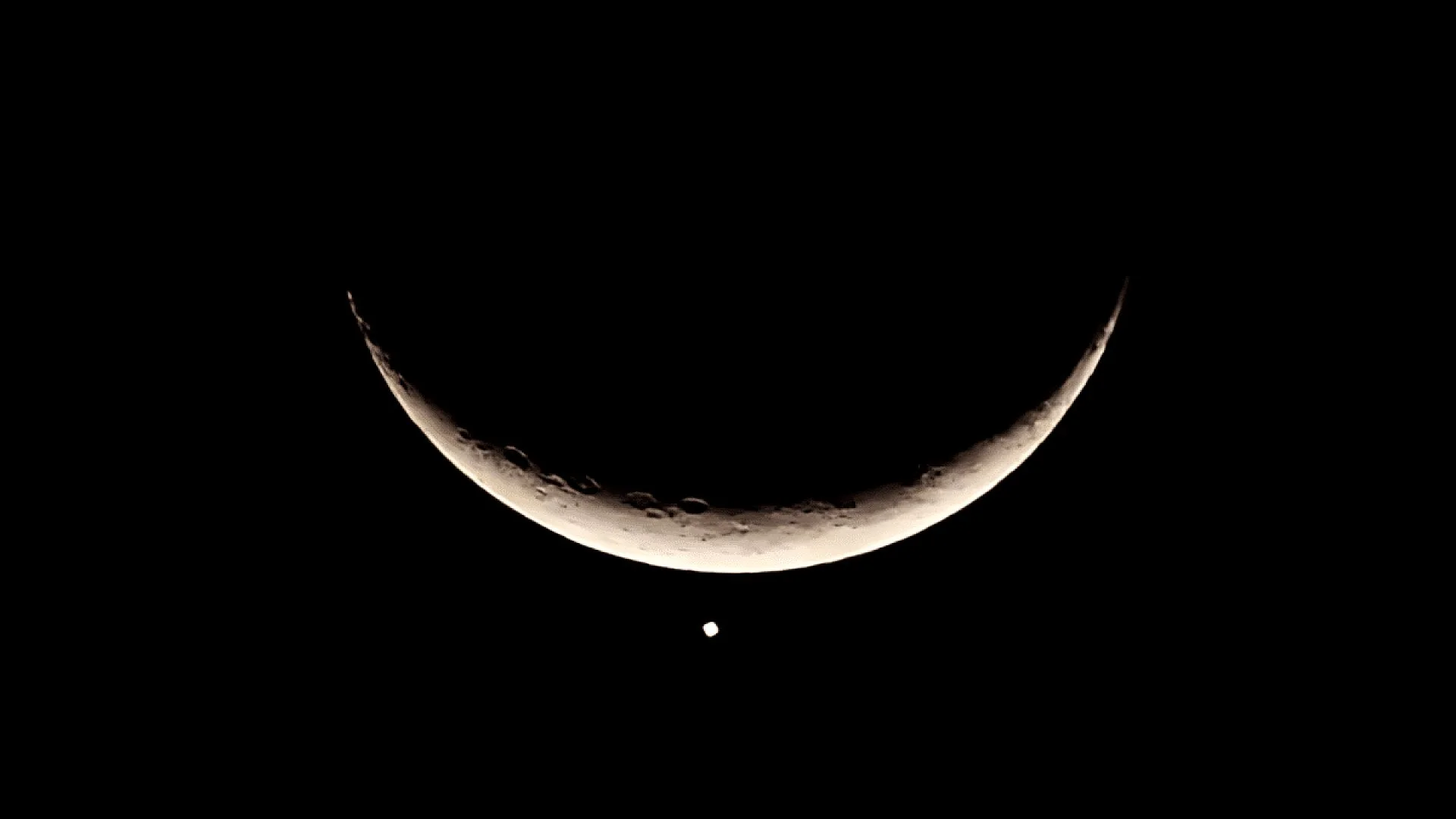 Watch Venus Vanish Behind The Moon In A Stunning Event This June Scaled