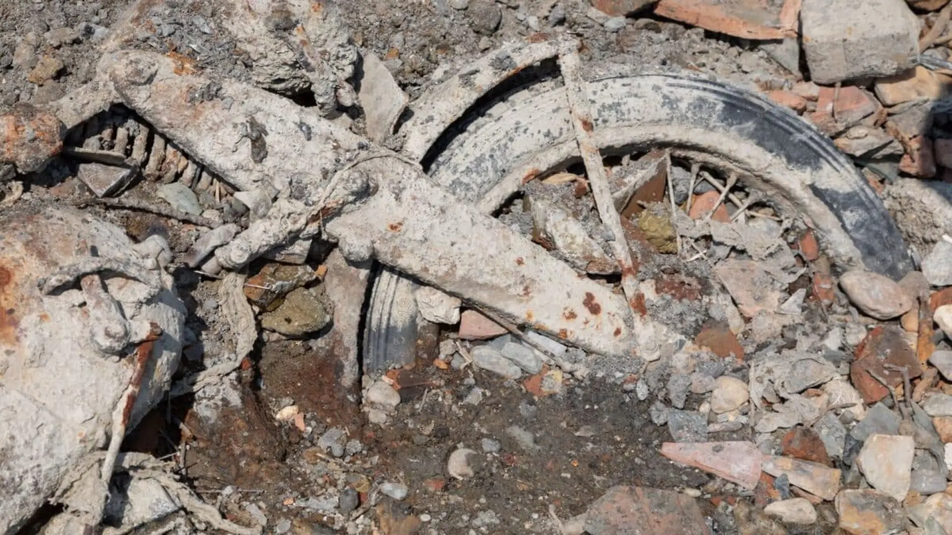 They Found A German Wwii Motorcycle After 80 Years Then Discovered Two Soldiers Beneath It Scaled