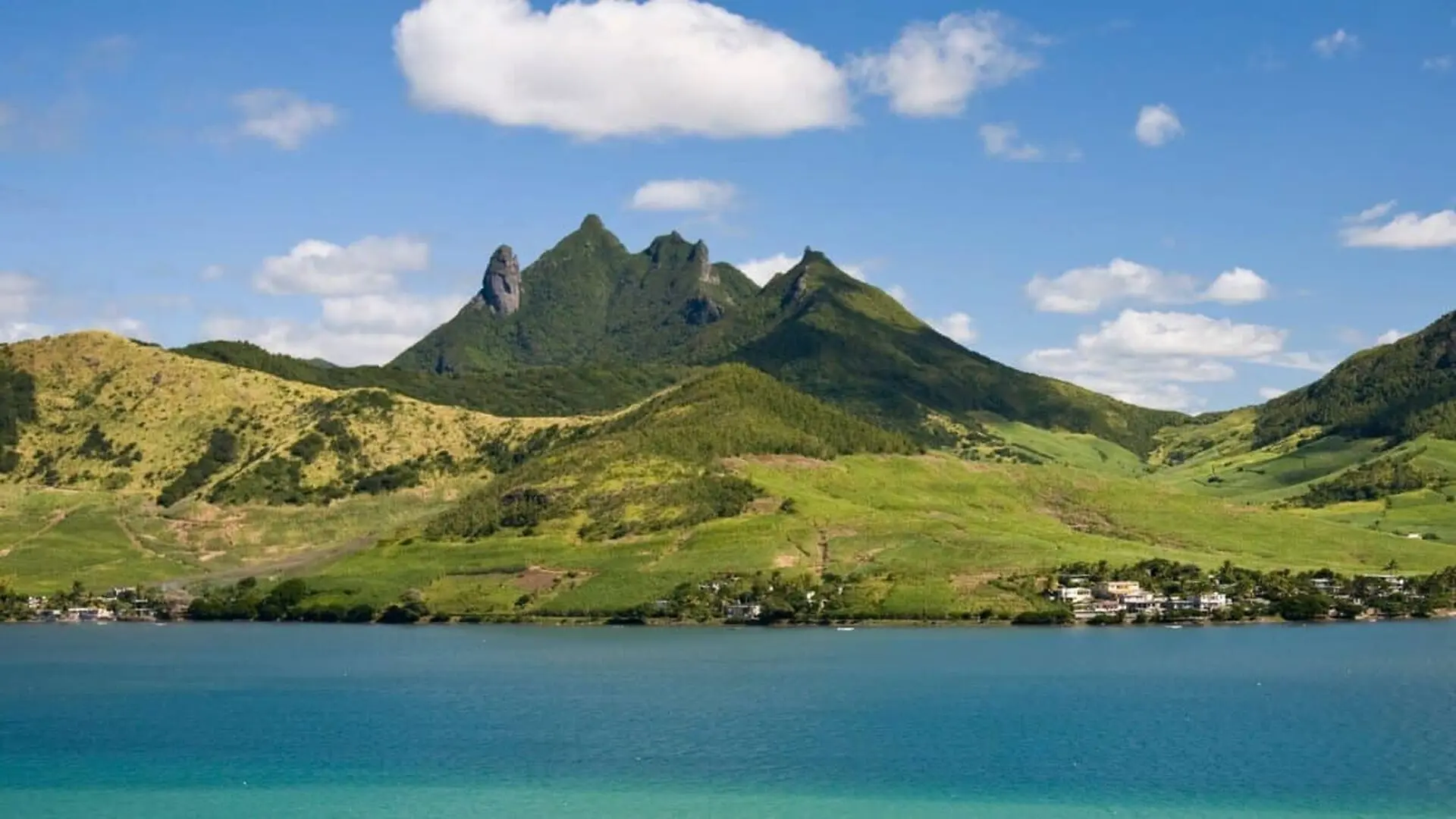 An Ancient Continent Hidden Beneath The Volcanic Island Scaled