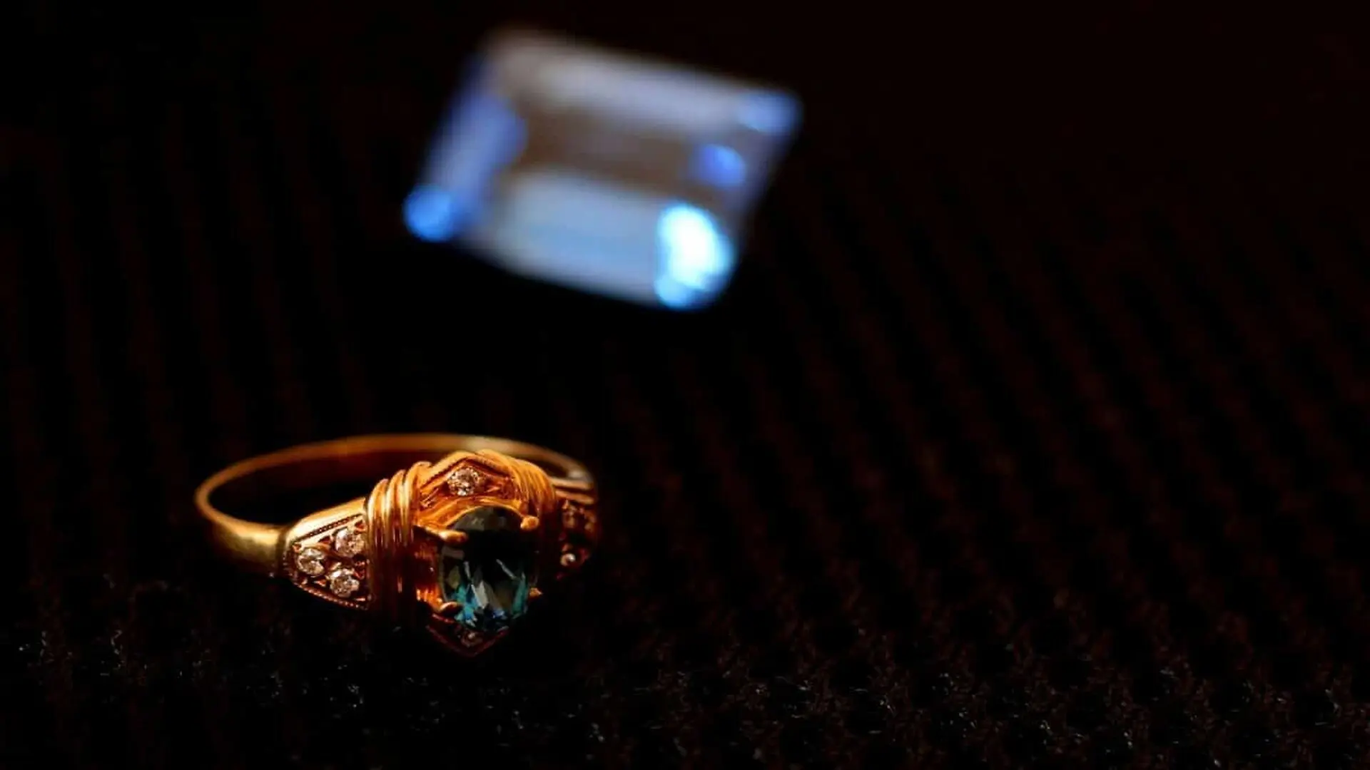 Gold Ring And Aquamarine Gemstone Scaled