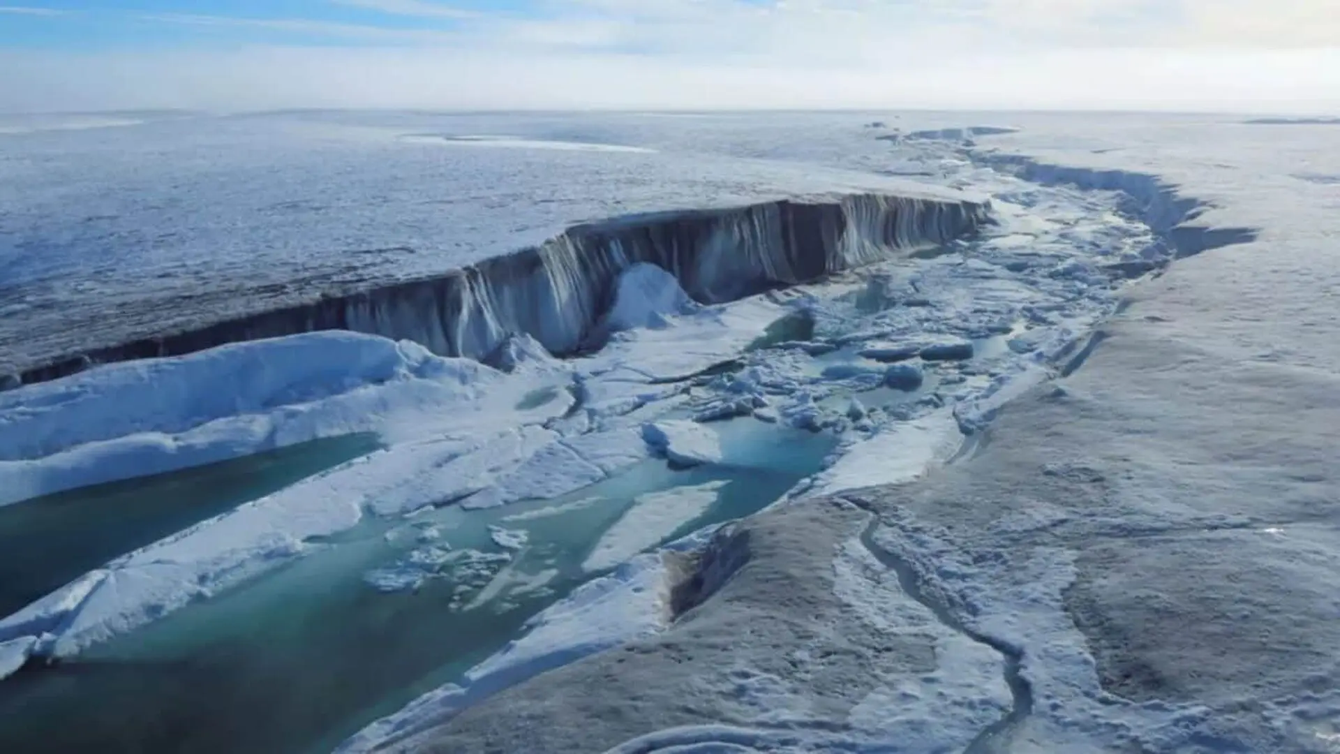 This Lake In Canada Has Vanished After Thousands Of Years And Scientists Say Its Not Coming Back Scaled