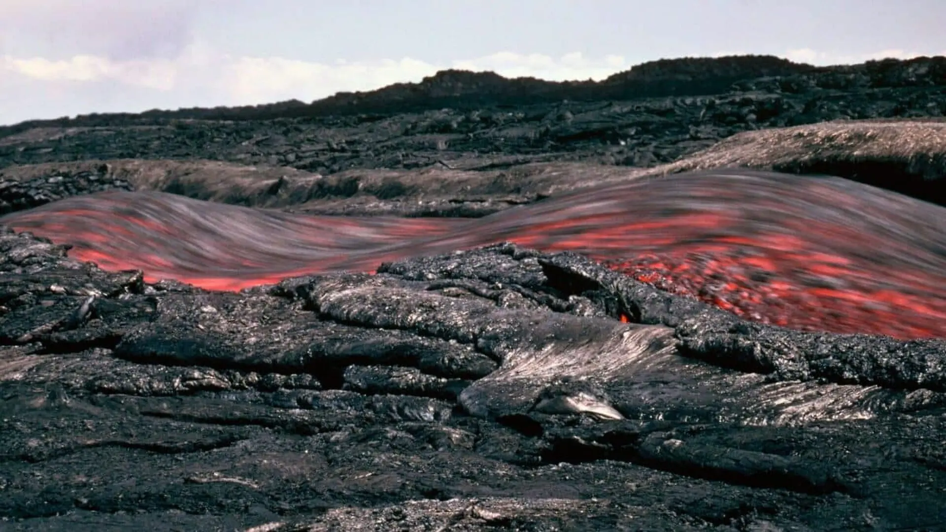 The U.s. Army Dropped 40 Bombs On Mauna Loa Scaled