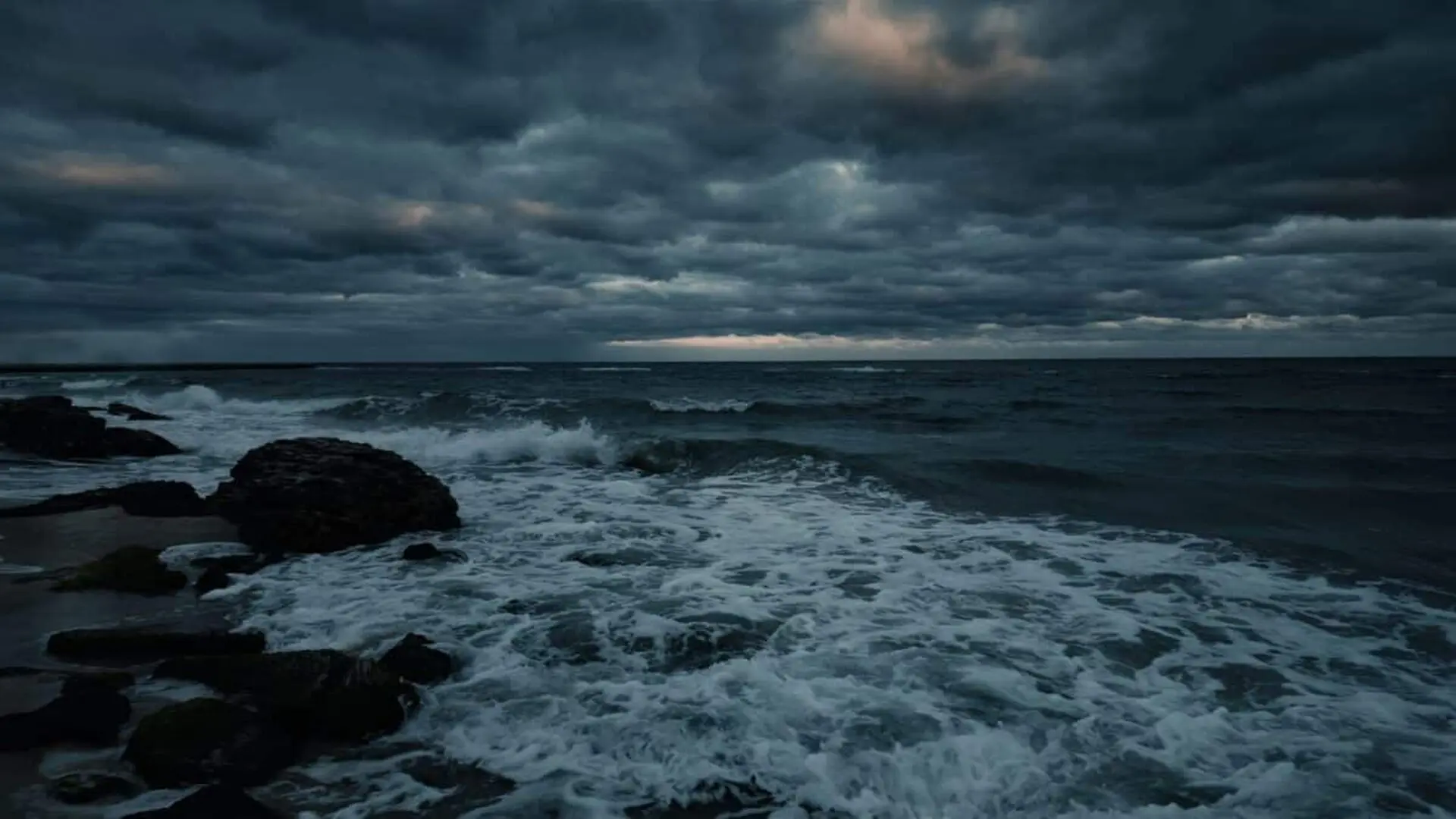 Researchers Revealed Why Parts Of The Ocean Can Suddenly Go Dark For Weeks At A Time Scaled
