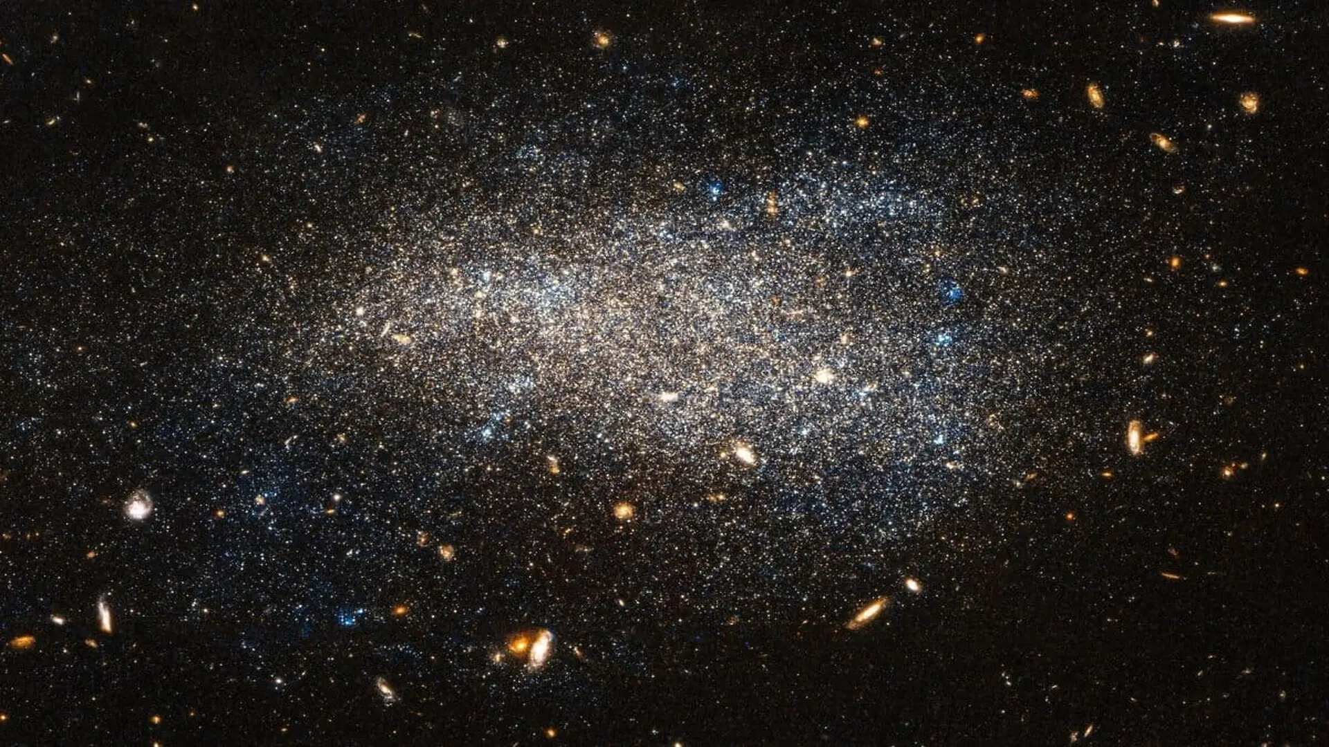 Hubbles Latest Discovery Exposes A Strange Secret About The Smallest Worlds Beyond Neptune Scaled