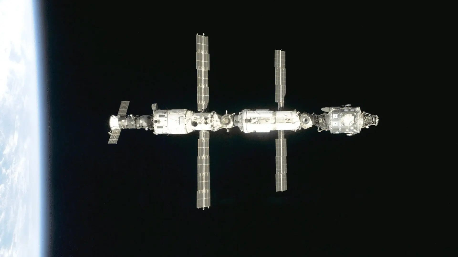Russia Plans Shift In Use Of Iss Module After Ongoing Safety Concerns Scaled