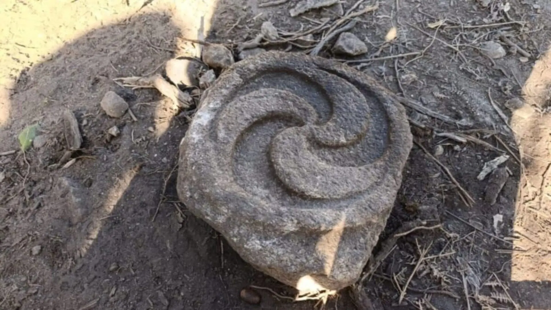Archaeologists In Spain Flipped Over A Year Old Stone And Found Two Mysterious Symbols One Flawless And One No Expert Can Identify Scaled