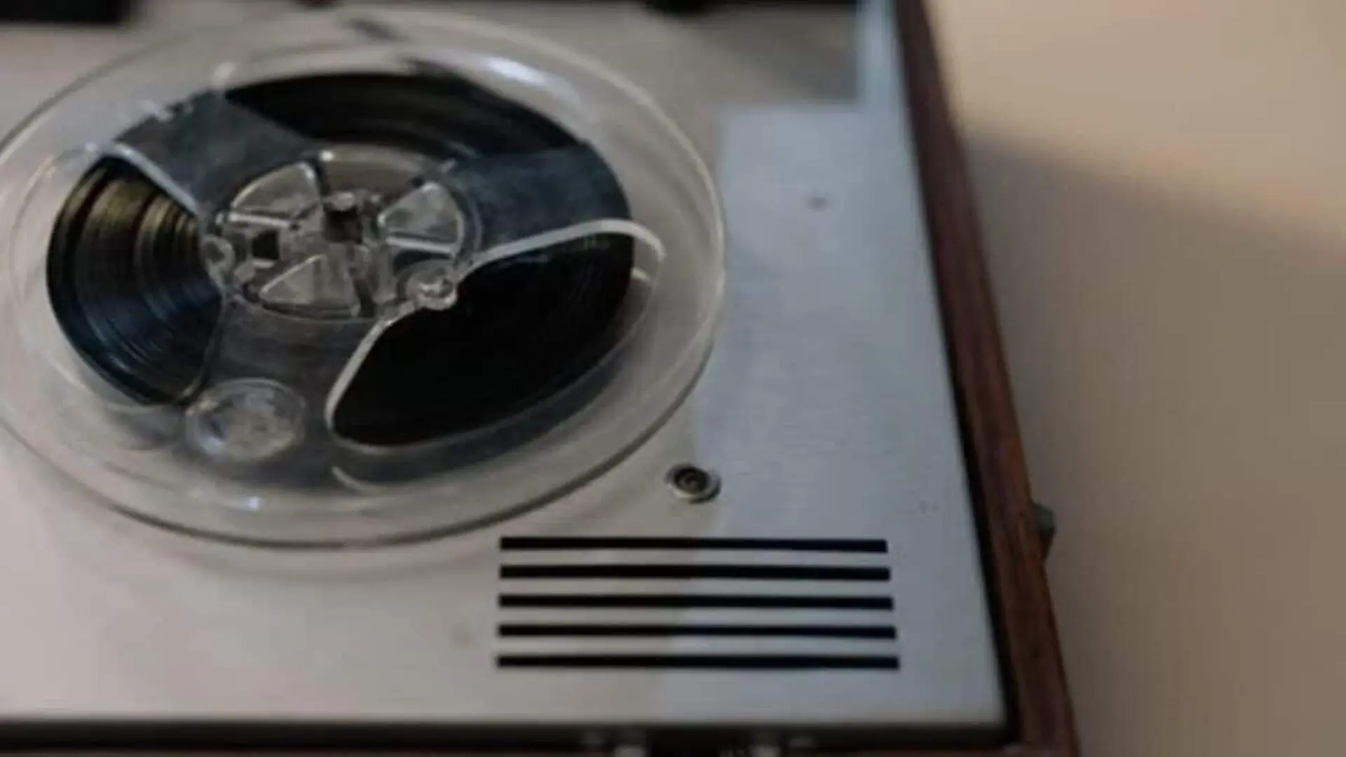 In A Nasa Intern Bought 200 Worth Of Tapes. 32 Years Later He Discovered That Three Of Those Tapes Contained Data Valued At Over 1.8 Million Scaled