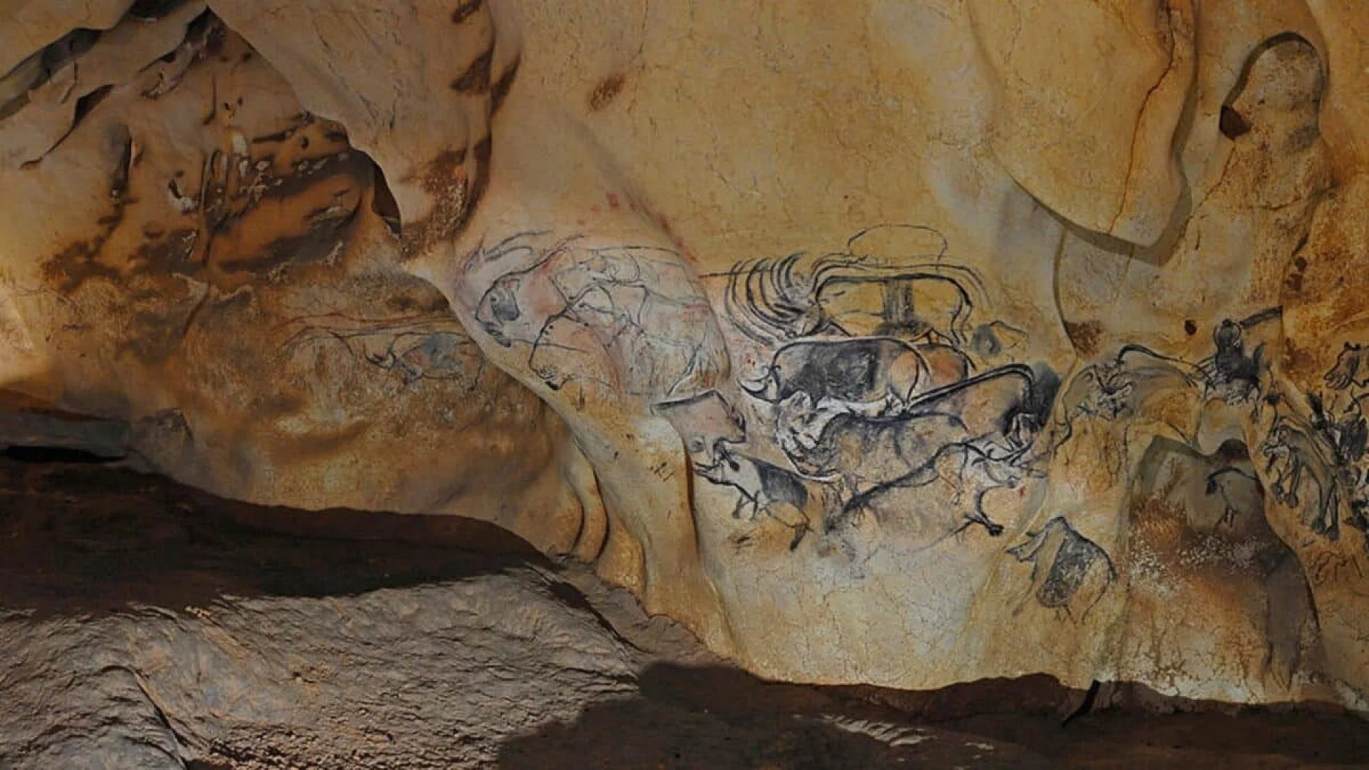 Scientists Opened A Sealed Cave For Years And Found Perfectly Preserved Artworks With No Identified Creators Scaled