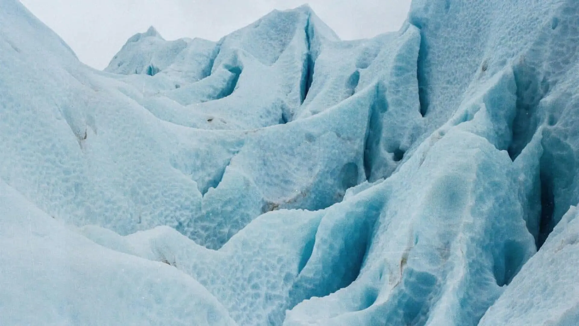 Something Troubling Is Happening To Switzerlands Glaciers New Data Reveals Scaled