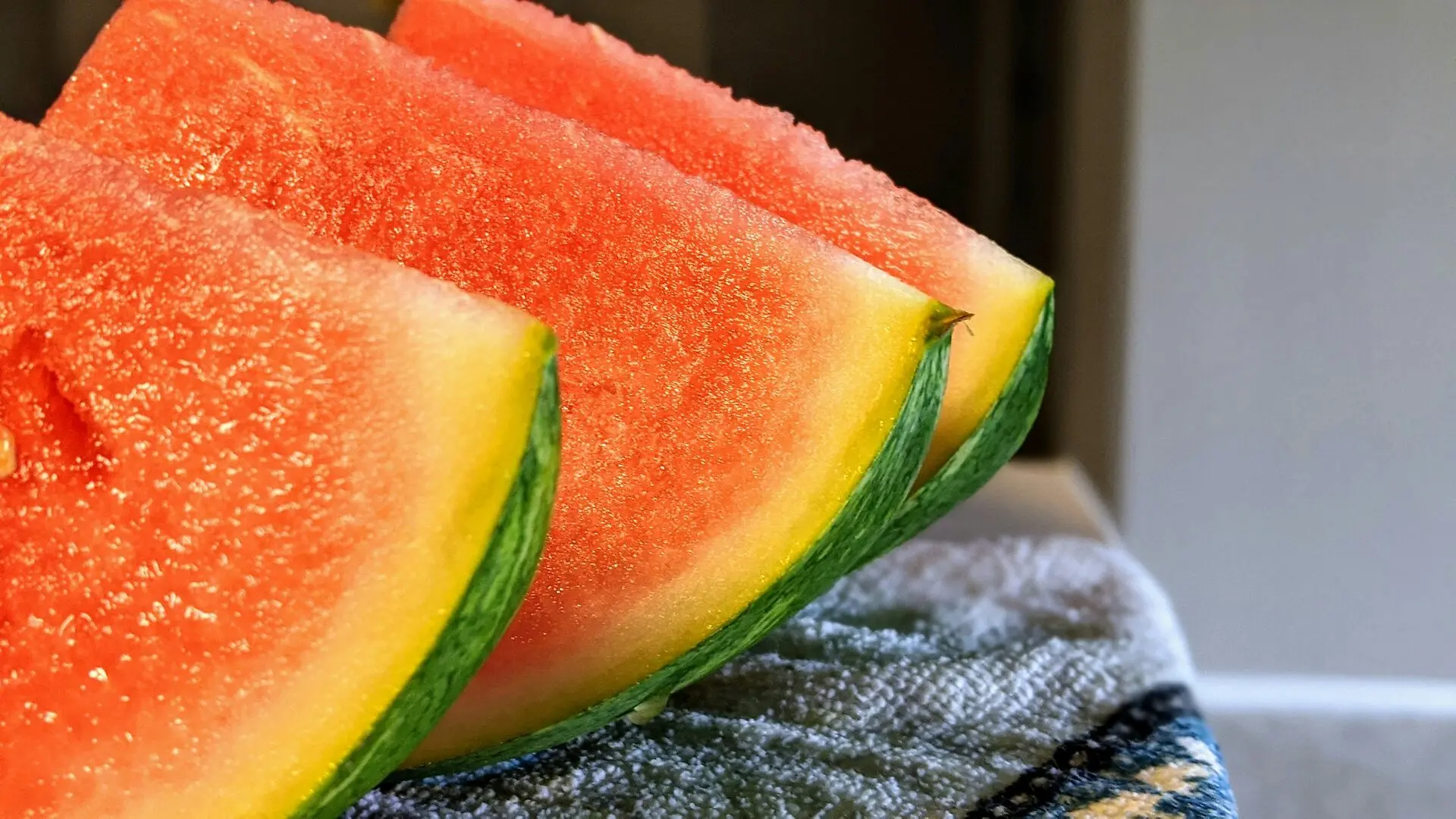 Natural Plant Extracts and Honey Successfully Protect Watermelon Juice From Spoilage