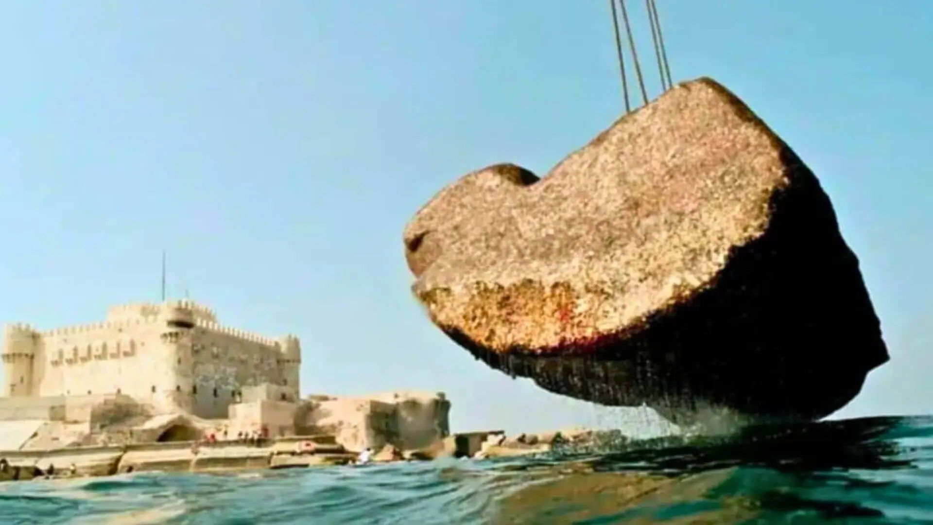 A Crane Lifted 80 Ton Ruins From Alexandrias Seabed Scaled