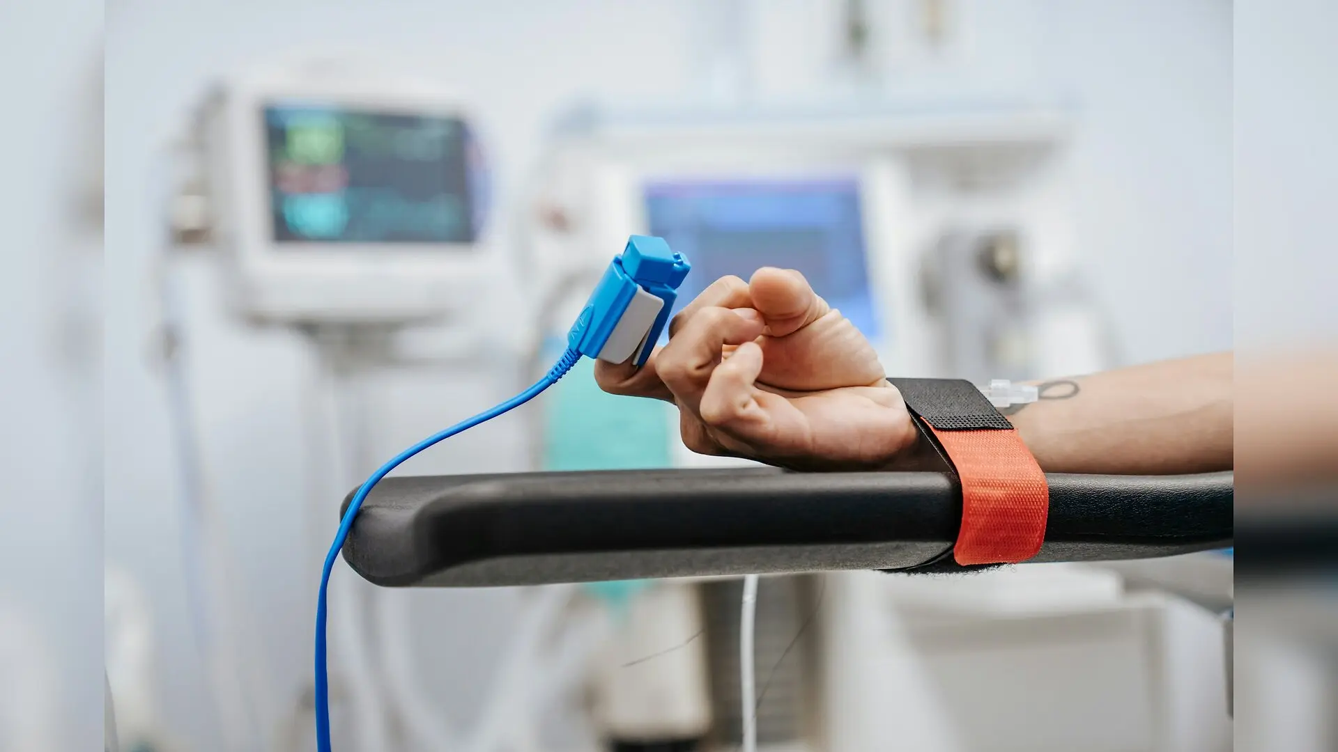 Engineered Vascular Plug Shrinks By 40 Percent Inside Patients