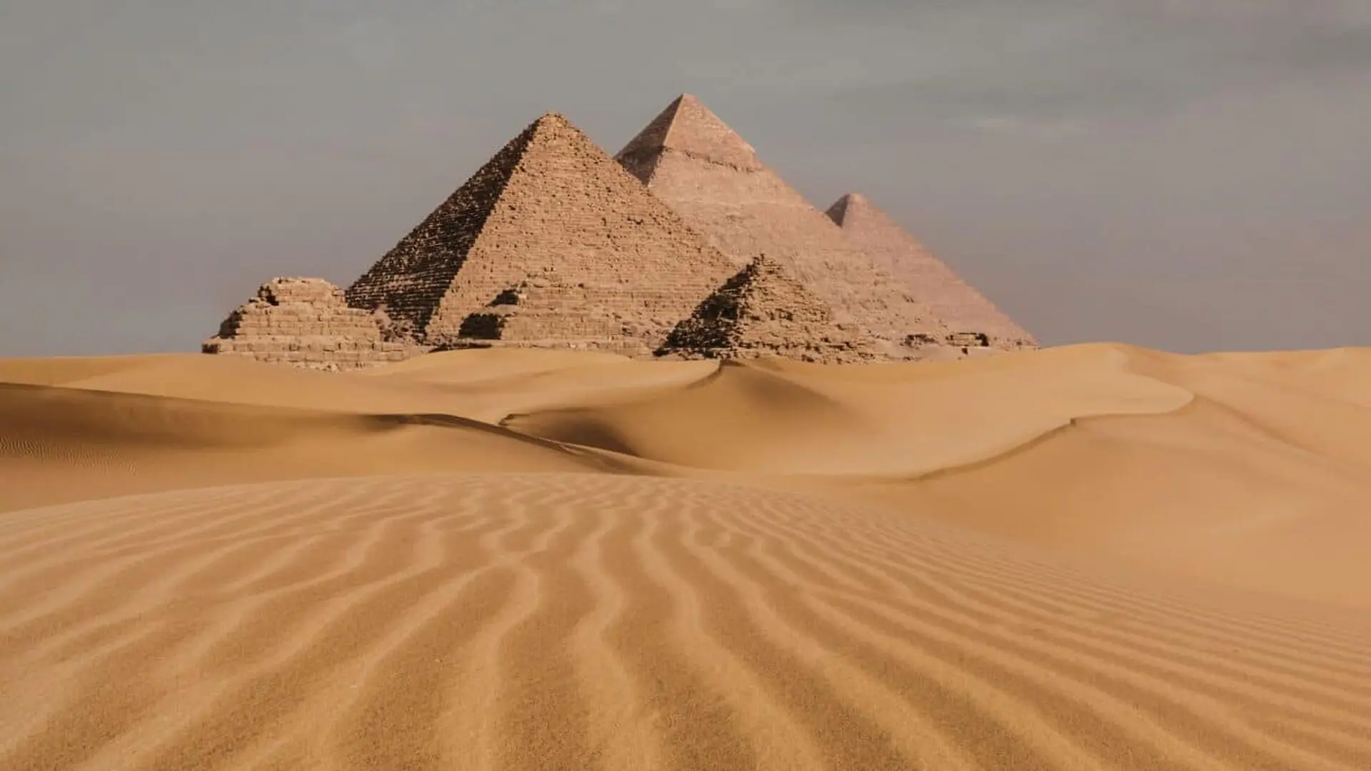 Archaeologists Uncovered A Mysterious Underground Structure Buried Beneath The Sand Near The Great Pyramid Scaled