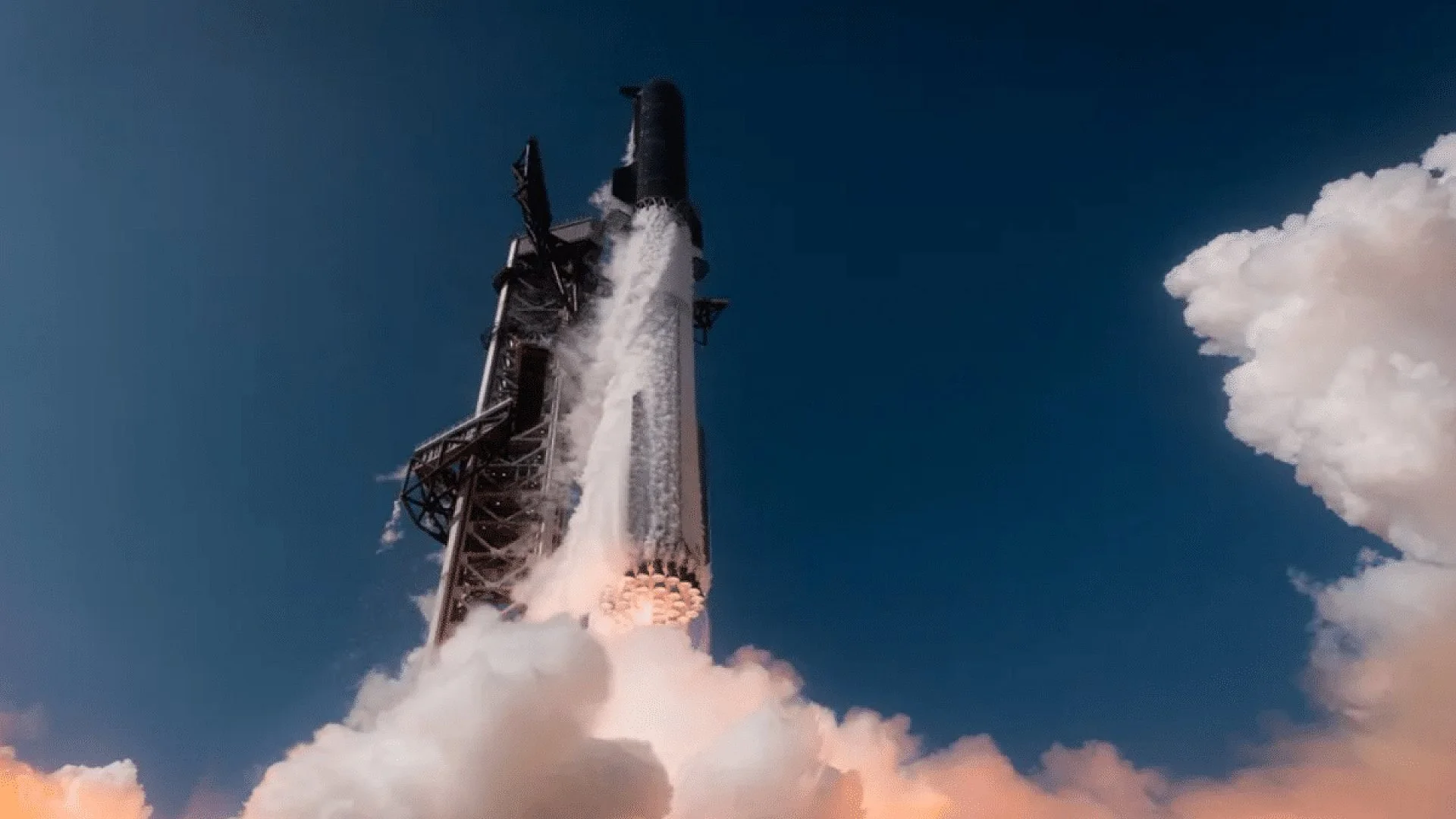 Spacexs New Starship V3 Faces Faa Grounding After Booster Failure Scaled