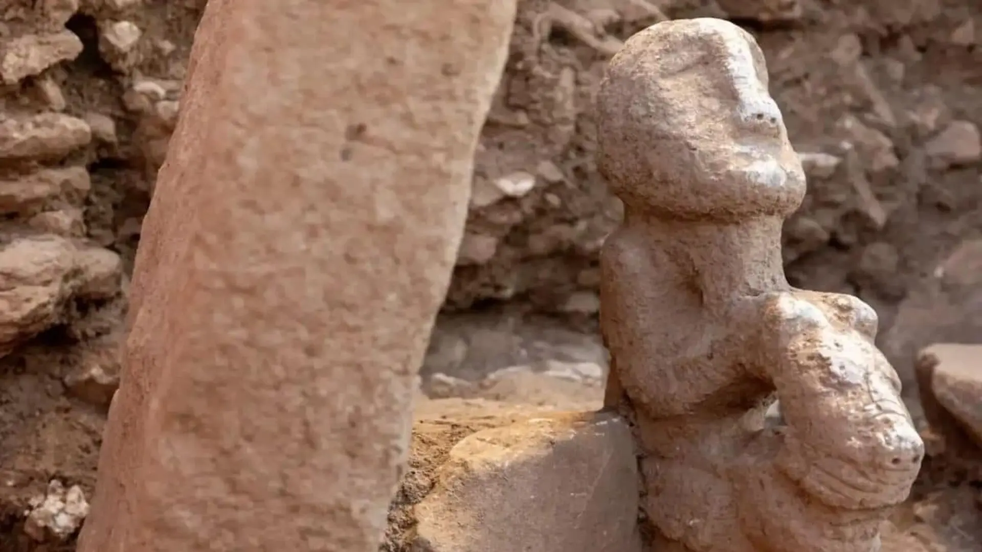 Archaeologists Found An Year Old Sculpture Of A Man Riding A Leopard Revealing A Lost World Of Ancient Beliefs Hidden For Millennia Scaled 1