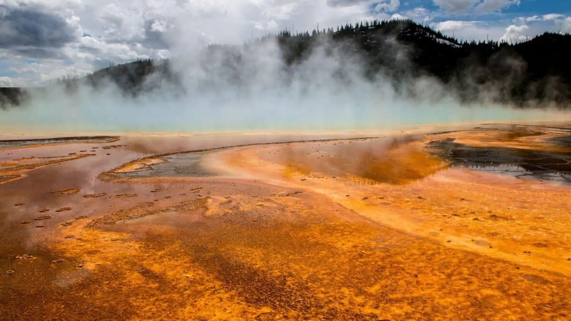 A Mysterious Wind Deep Inside The Earth Is Feeding Yellowstones Volcano Scaled