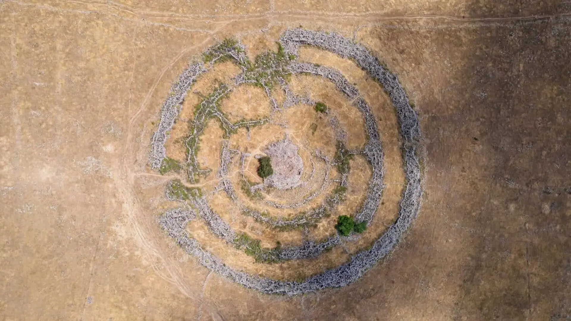 Archaeologists Spotted This Mysterious Year Old Megastructure And No One Knows Who Built It Scaled
