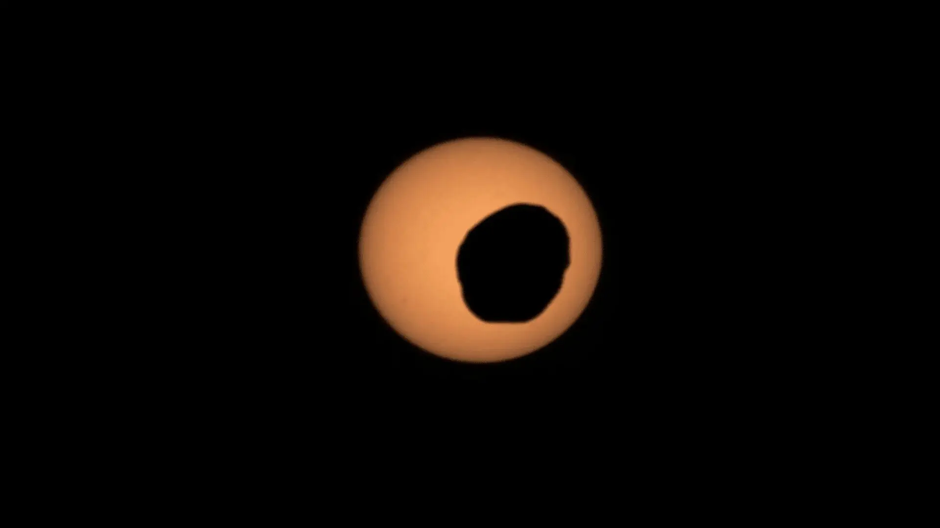 Perseverance Captures A Rare Phobos Eclipse On Mars Revealing Secrets Hidden Beneath The Red Planet Scaled