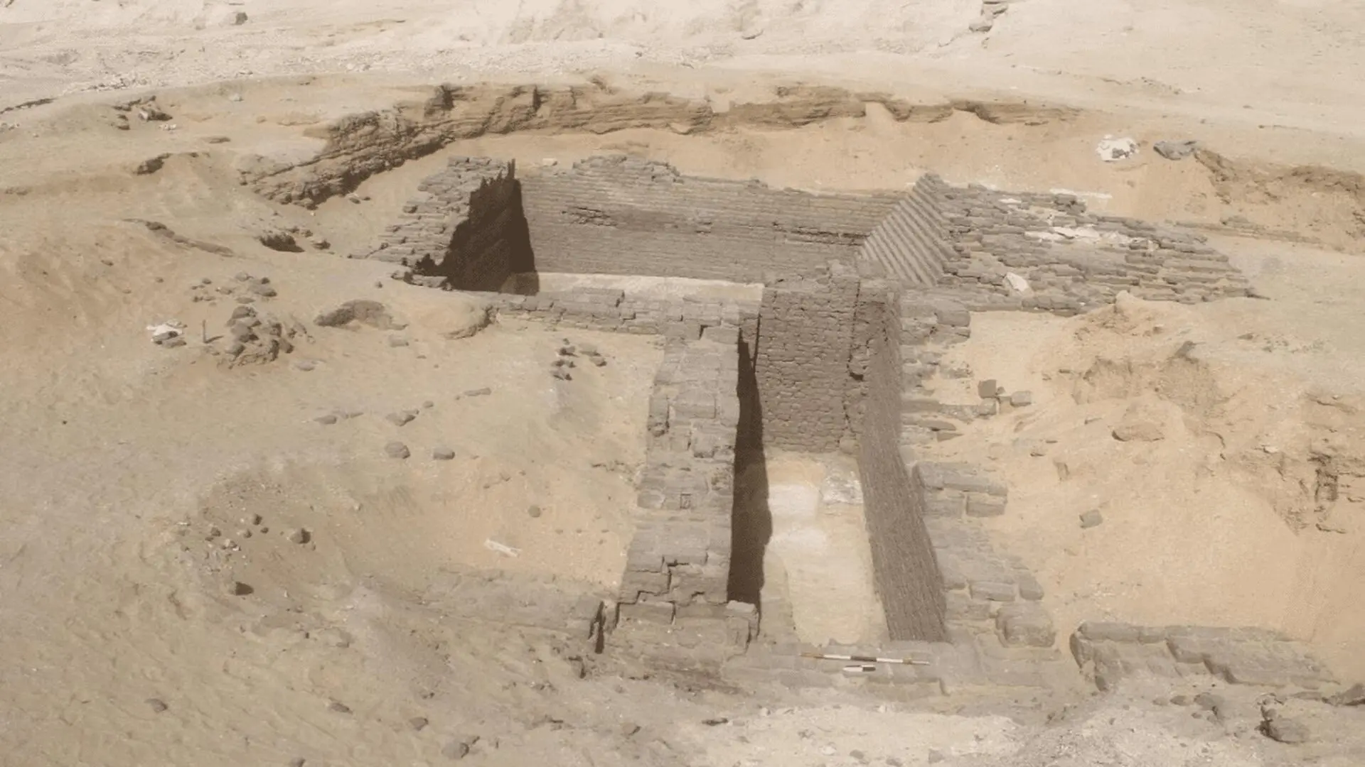 5000 Year Old Tombs Discovered In Egypt Reveal Early Engineering That Could Rewrite How The Pyramids Were Built Scaled