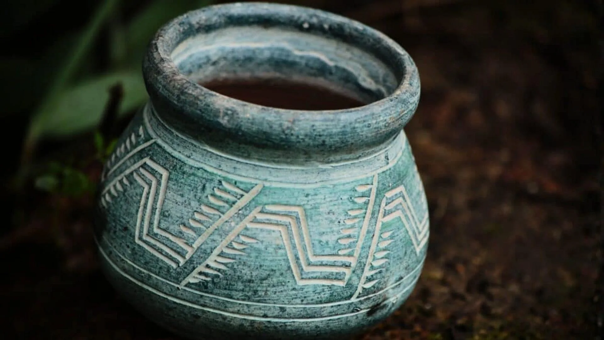 A Bronze Bottle Preserved A Surprising Trace Of Ancient Brewing Scaled