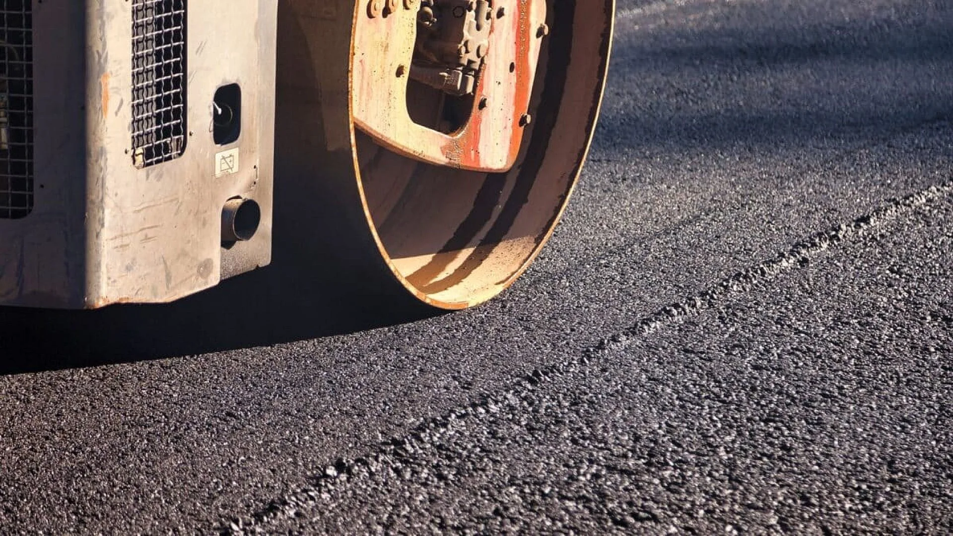Scientists Tested Roads Made With Recycled Fishing Nets After 84 Tons Were Collected At Sea Scaled
