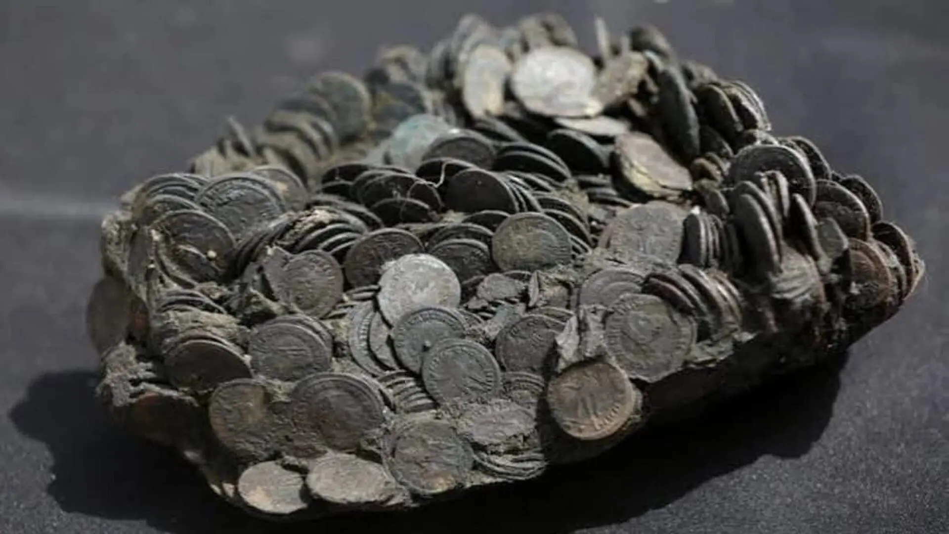 Thousands Of Roman Coins Were Recovered In Two Lumps Weighing About 20 Kg Still Shaped Like The Jar That Carried Them Scaled 1