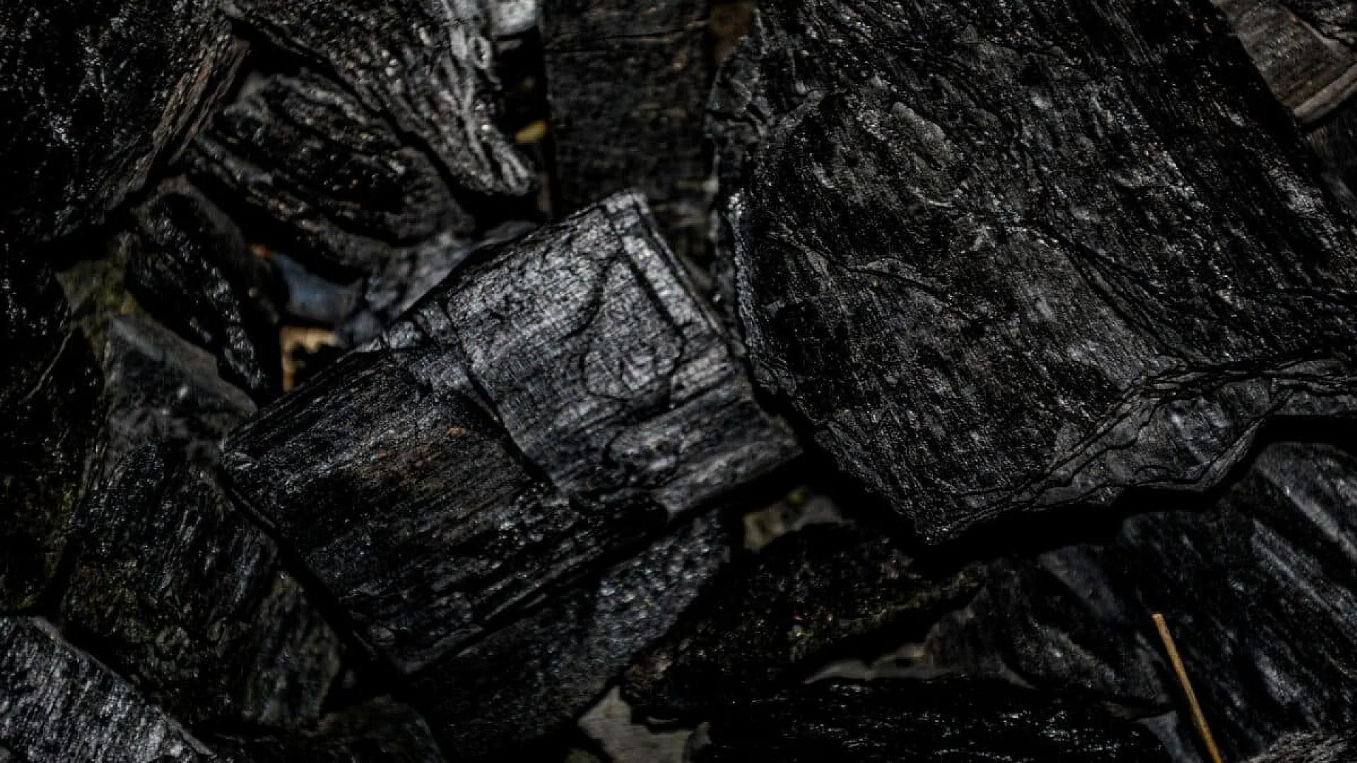 China Is Developing A Technology That Converts Coal Into Electricity With Nearly Zero Carbon Emissions Scaled