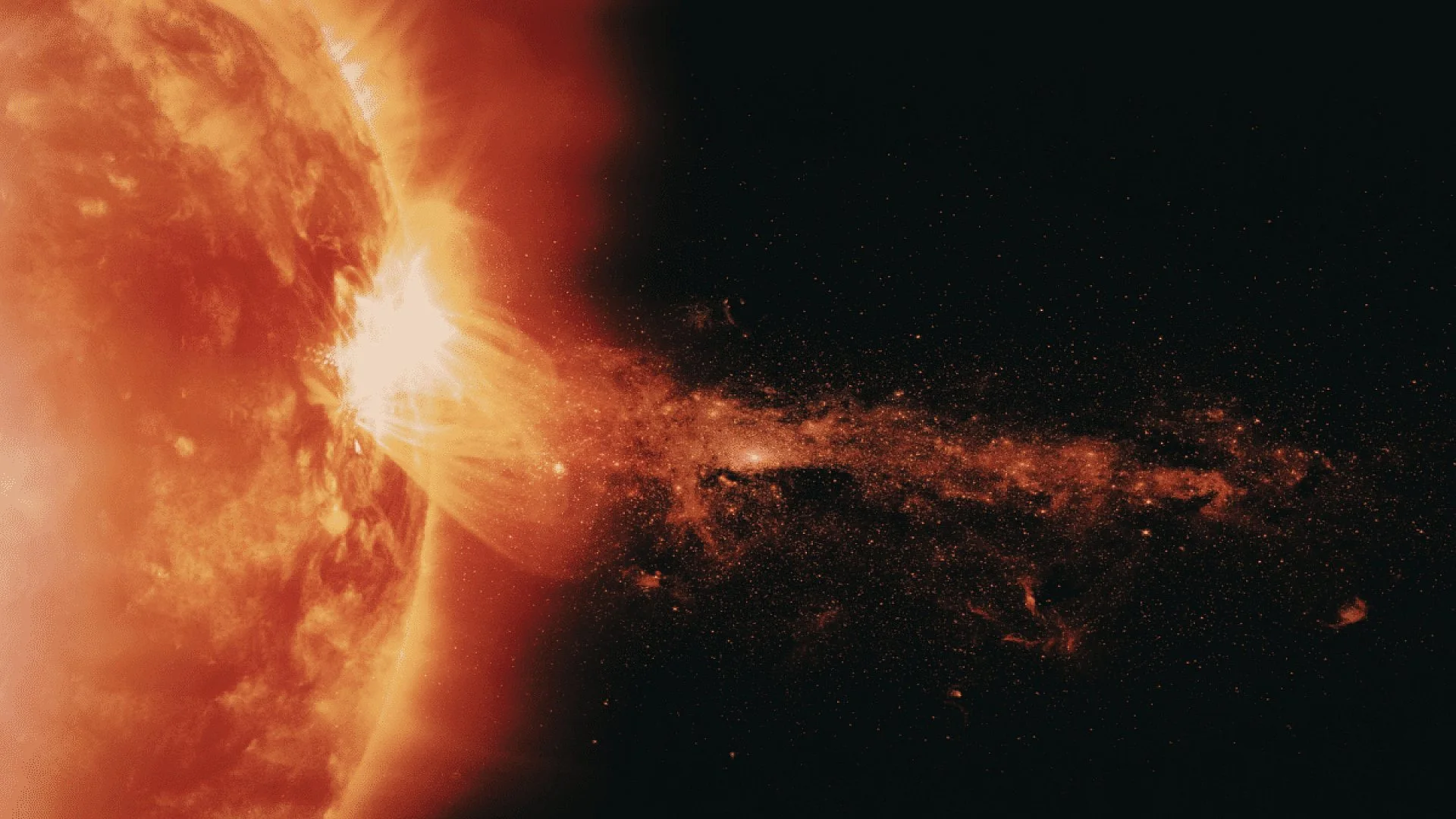 The Sun Just Unleashed A Massive Solar Flare Boosting Chances For Stunning Northern Lights This Week Scaled
