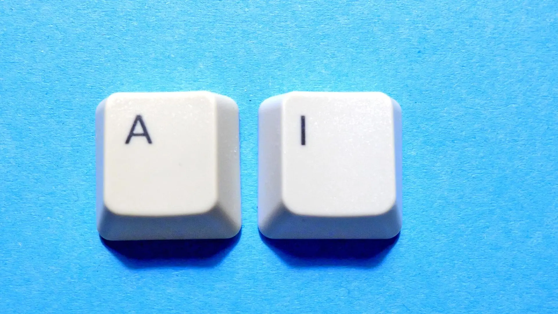 A keyboard key with the letter 