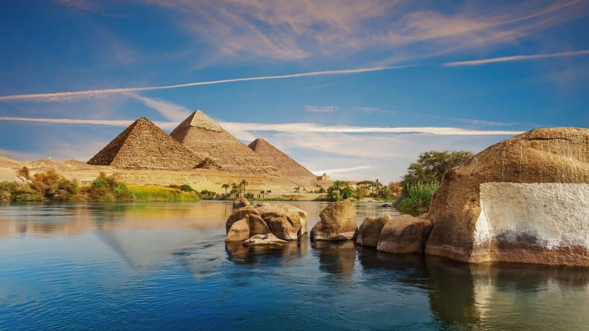 Scientists Found Fossil Pollen That Revealed A Hidden Nile Channel That Helped Build The Great Pyramid Scaled