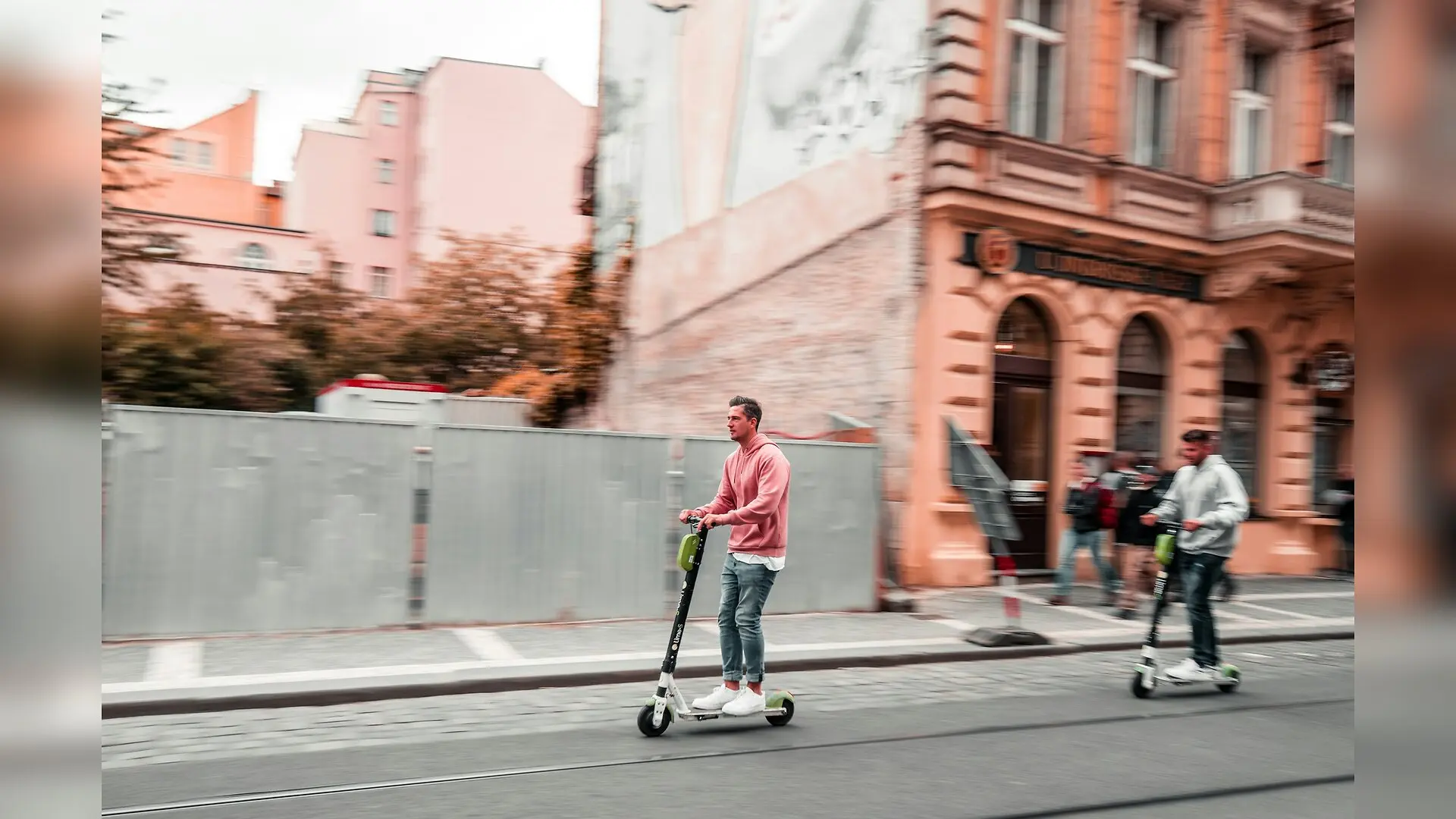 Six European Suburbs Test New 15-Minute City Metrics For Shared Scooters