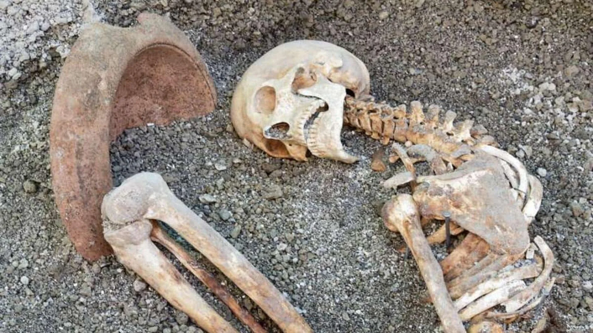 Archaeologists Found A Skeleton Of A Man Frozen While Fleeing Vesuvius Now Ai Reveals What He Looked Like Years Later Scaled